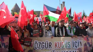 Erzurum'da İsrail Protestosu: AGD İsrail'i Lanetledi