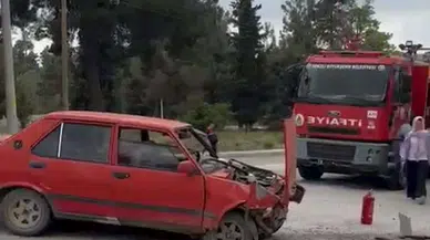 Ciple otomobil çarpıştı: 1 ölü, 2 yaralı