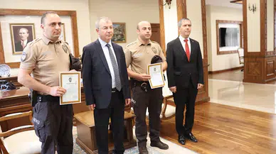 Roma ve Osmanlı dönemine ait 26 küpü tespit eden bekçilere başarı belgesi