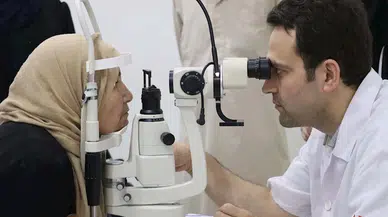 İHH ve AID Göz Sağlığı Merkezi'nde binlerce Suriyeli tedavi edildi 