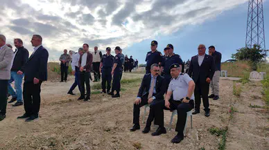 Kendi nişanına giderken kazada ölen abla ile kardeşi yan yana toprağa verildi (2)