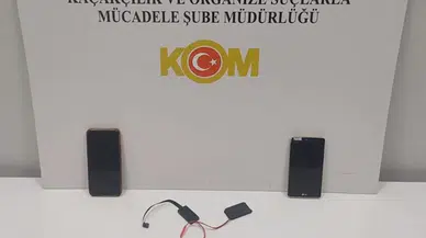 Samsun'da kopya düzeneği kullanarak sınava giren sürücü adayı ile 2 kişi yakalandı