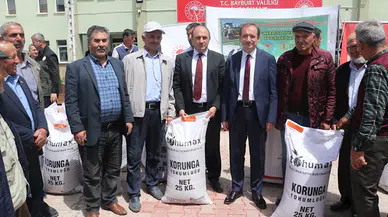 Bayburt'ta üreticilere 88 ton korunga tohumu desteği sağlandı