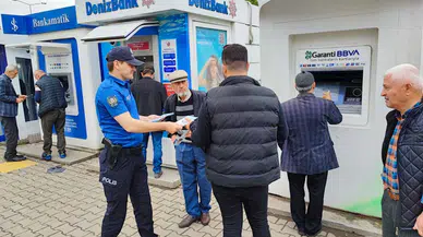 Salıpazarı'nda polis, kurban satıcılarını sahte para konusunda uyardı