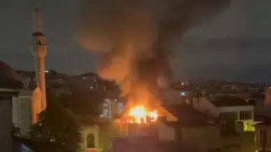 İstanbul- Beyoğlu'nda kafede yangın