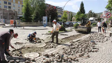 Bayburt Belediyesi, Şehir Genelinde Temizlik ve Bakım Çalışmalarını Kararlılıkla Sürdürüyor