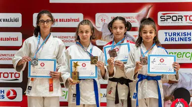 Ümraniye Belediyesi Minikler Türkiye Judo Şampiyonası’ndan 2 altın madalya ile döndü