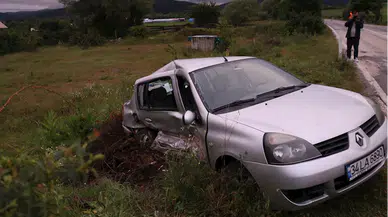 Kastamonu'da otomobil ile servis minibüsünün çarpıştığı kazada 5 kişi yaralandı