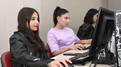 Tasarım okuyan iki kız kardeşin hedefi babalarının atölyesini yeniden faaliyete geçirmek