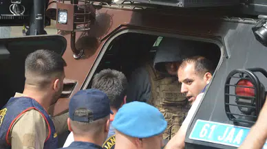 Akrabasını öldüren şüpheli, çelik yelekle adliyeye sevk edildi