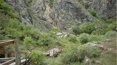 Çorum'un Budaközü Vadisi ilkbaharda ziyaretçilerini ağırlıyor