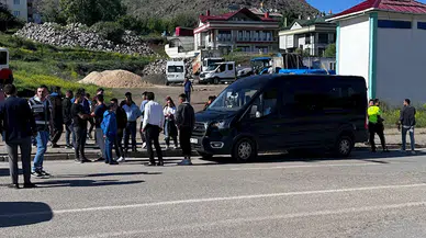 Şebinkarahisar'da minibüsün çarptığı lise öğrencisi yaralandı