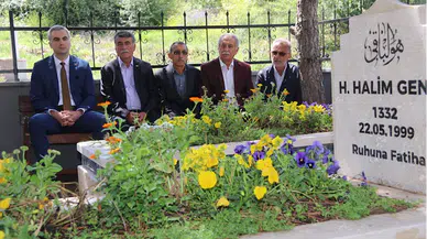 Solingen faciasında hayatını kaybedenler Amasya'daki mezarları başında anıldı