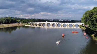 Meriç Nehri’nde saltanat kayıkları, turistik turlara başladı