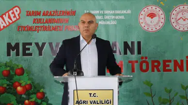 Ağrı'da meyve çeşitliliğin artırılması amacıyla çiftçilere 28 bin 800 fidan dağıtıldı