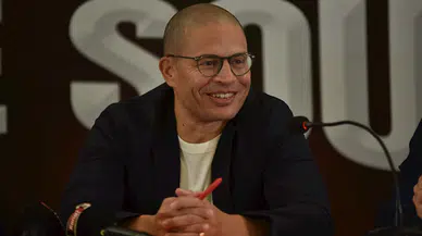 Antalyaspor'da Alex de Souza resmi sözleşmeyi imzaladı