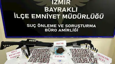 Bayraklı'da uyuşturucu ticaretine 2 gözaltı