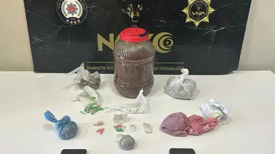 Van'da uyuşturucu operasyonları: 53 kilo zehir ele geçirildi