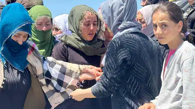 Babalarının öldürdüğü 3 kardeş, son yolculuklarına uğurlandı / Ek fotoğraflar