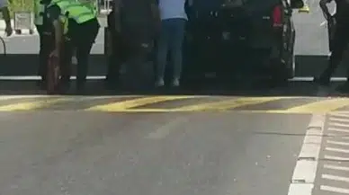 İstanbul - İstanbul Havalimanı'na yolcu taşıyan araçta yangın 