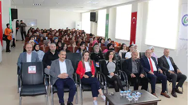 Eynesil'de konferans düzenlendi