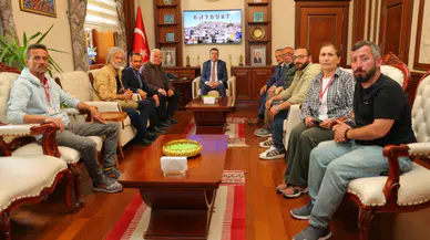 Bayburt Taşı Belgeseli Başladı: Vali Eldivan'dan Emeği Geçenlere Teşekkür