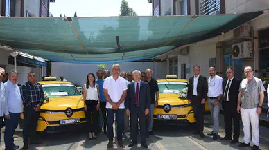 İzmir'de elektrikli taksi dönemi