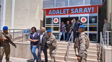 Diyarbakır’da 9 kişinin öldüğü silahlı kavganın taraflarının barış töreni öncesi, tüm firarı şüpheliler teslim oldu