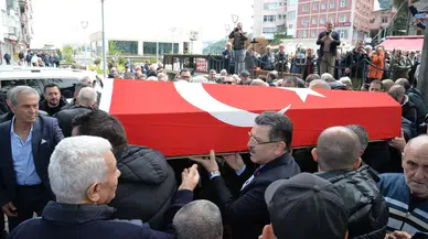 Eski CHP Trabzon İl Başkanı Hazaroğlu, son yolculuğuna uğurlandı