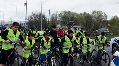 Erzurum, Ağrı ve Ardahan'da 11. Yeşilay Bisiklet Turu düzenlendi