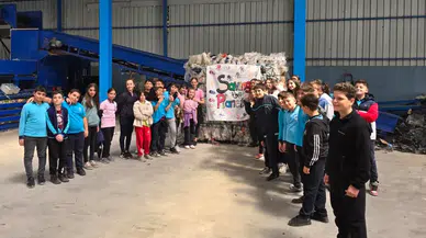 Fındıklı'lı minik öğrencilerden geri dönüşüm tesisine ziyaret