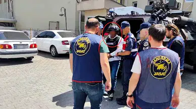 JASAT, 4’ü cinayet, 45 suçtan aranan firariyi 11 yıl sonra operasyonla yakaladı