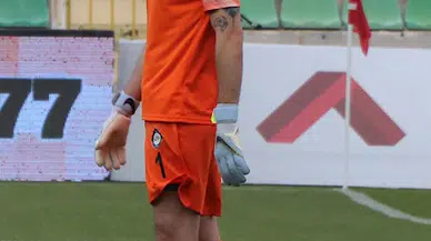 Altay'da kaleci Ozan gidici