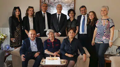 Çocukları 'fenilketonüri'den kurtaran emekli profesöre vefa ziyareti
