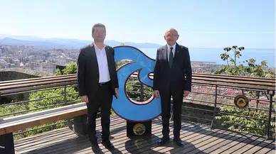 Eski CHP Genel Başkanı Kılıçdaroğlu, Trabzon'da cenaze törenine katıldı