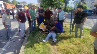 Yaya geçidinde otomobilin çarptığı motosikletin sürücü yaralandı