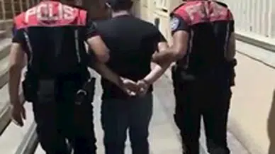 İzmir'de motosikletli polis timlerinden 'huzur' ve 'güvenlik' denetimi