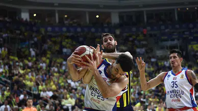 Fenerbahçe Beko - Anadolu Efes: 81-82