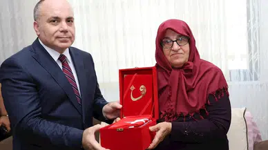 Artvin Valisi Ünsal’dan şehit Emiral’ın ailesine ziyaret