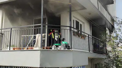 Yangında mahsur kalanları itfaiye kurtardı; dumandan etkilenen anne-kız hastaneye kaldırıldı