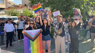 Eskişehir'de LGBT eyleminde gözaltına alınan 4 kişi, adli kontrolle serbest