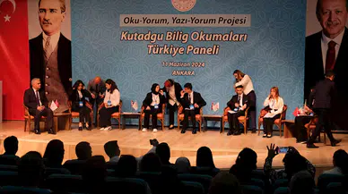 Bakan Tekin: Kitap okumayan velinin 'Kitap oku' demesi ne kadar uygulanabilir