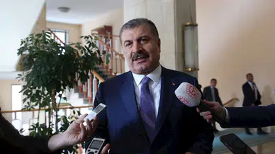 Bakan Koca'dan sokak köpeklerine ilişkin açıklama: Gönlüm ötanaziden taraf değil