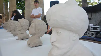 Akçakoca'da lise öğrencileri yıl sonu sergisi açtı