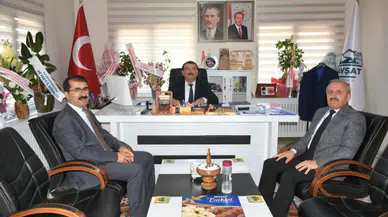 Eğitimde İş Birliği Adına Adım: Fahri Acar, Şavşat Belediyesi'nde Görüştü