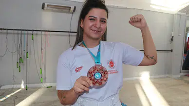  3 yıllık sakatlığın ardından katıldığı turnuvada üçüncü oldu