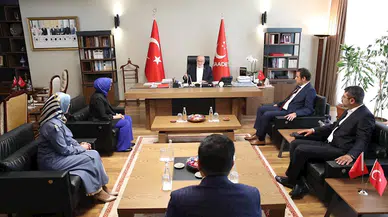 Temel Karamollaoğlu, Ayşe Ateş ile görüştü