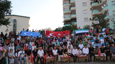 Kozan'da STK'lar İsrail'i protesto etti