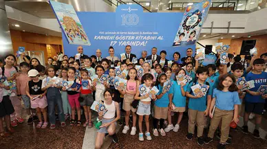 İş Bankası'nın ‘Karneni Göster, Kitabını Al’ kampanyası 17 yaşında 