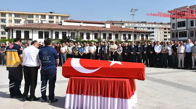 Sinop’taki kazada hayatını kaybeden ambulans sürücüsü toprağa verildi